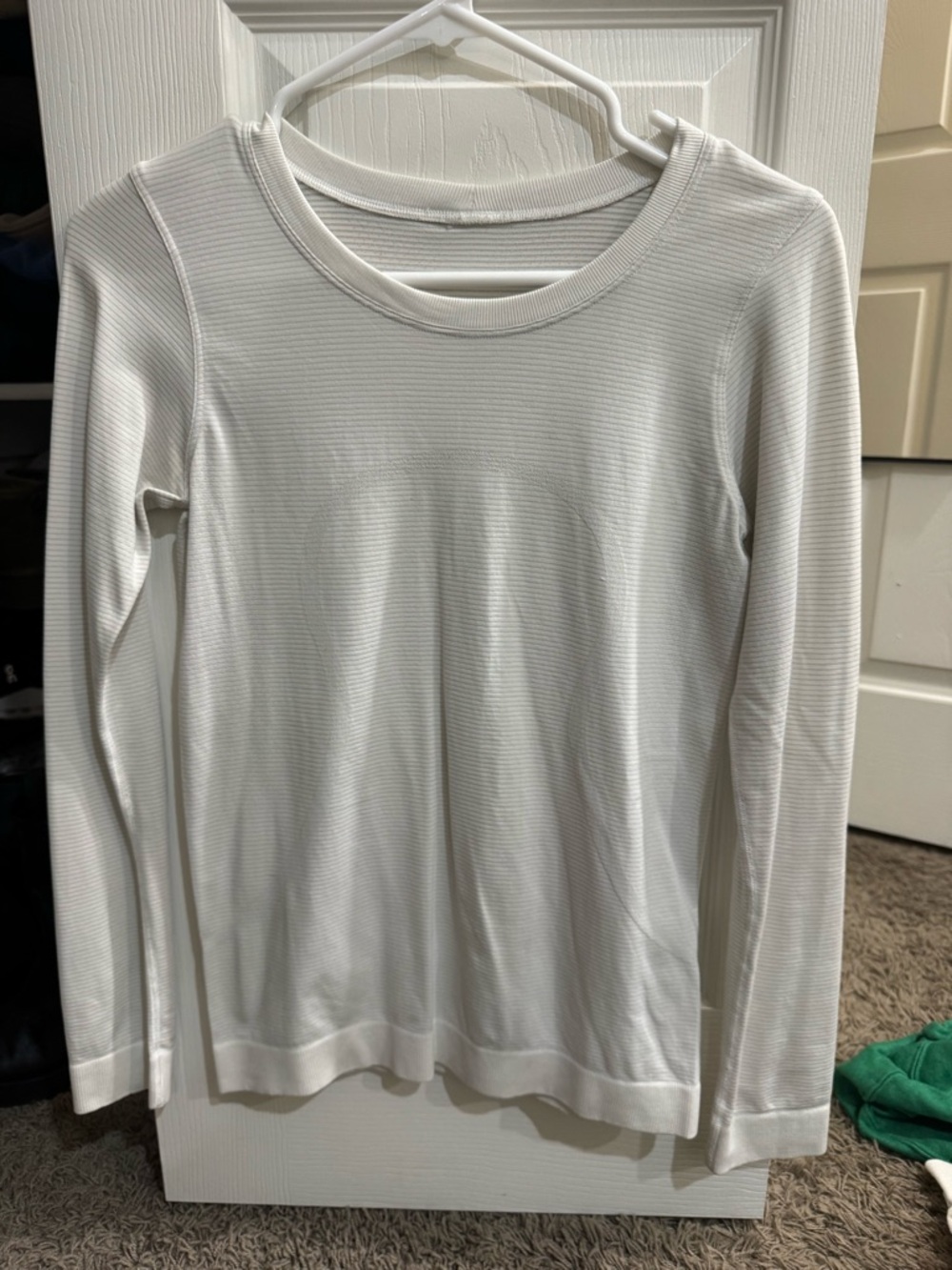 lululemon athletica White swiftly relaxed Long-Sleeve